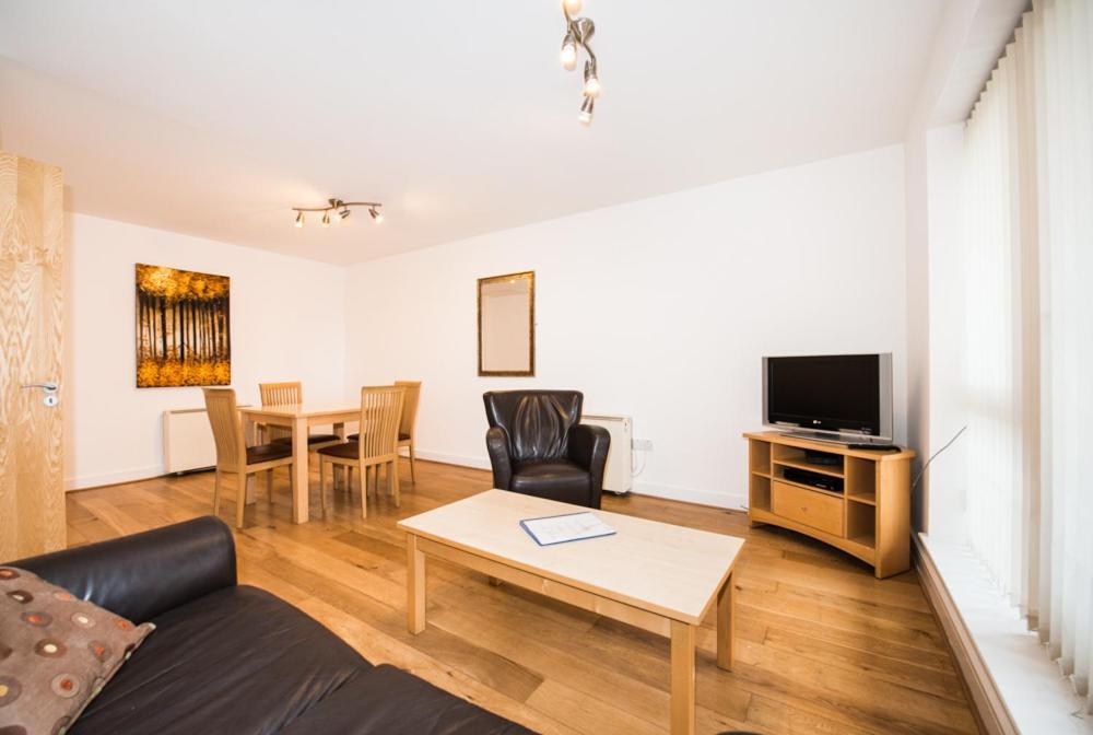 Parnell Corner Apartments Dublin Bagian luar foto