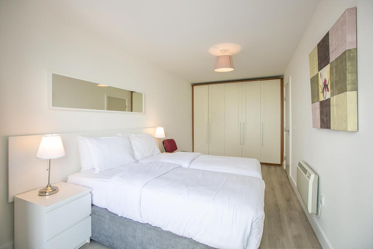 Parnell Corner Apartments Dublin Bagian luar foto