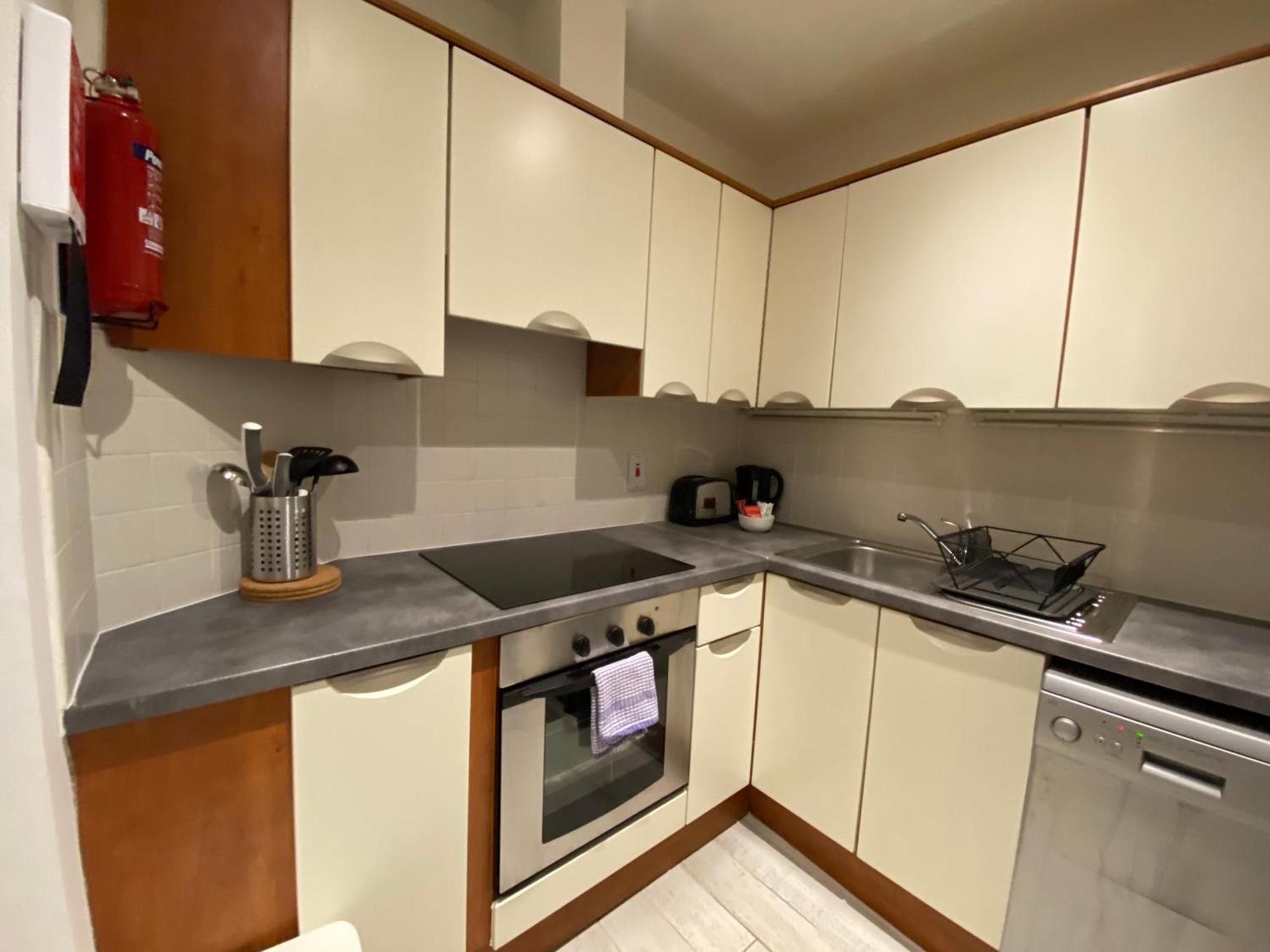 Parnell Corner Apartments Dublin Bagian luar foto