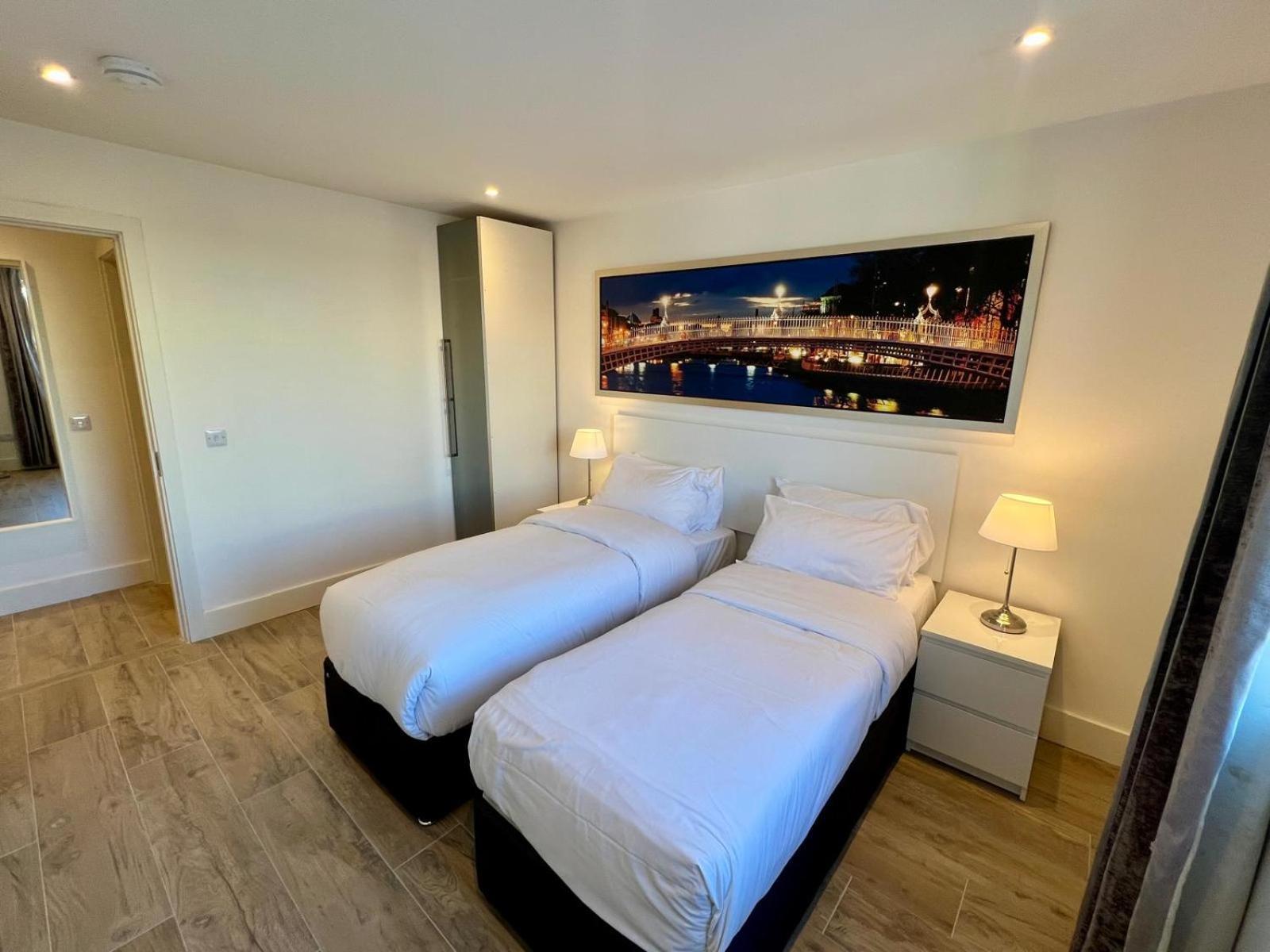 Parnell Corner Apartments Dublin Bagian luar foto