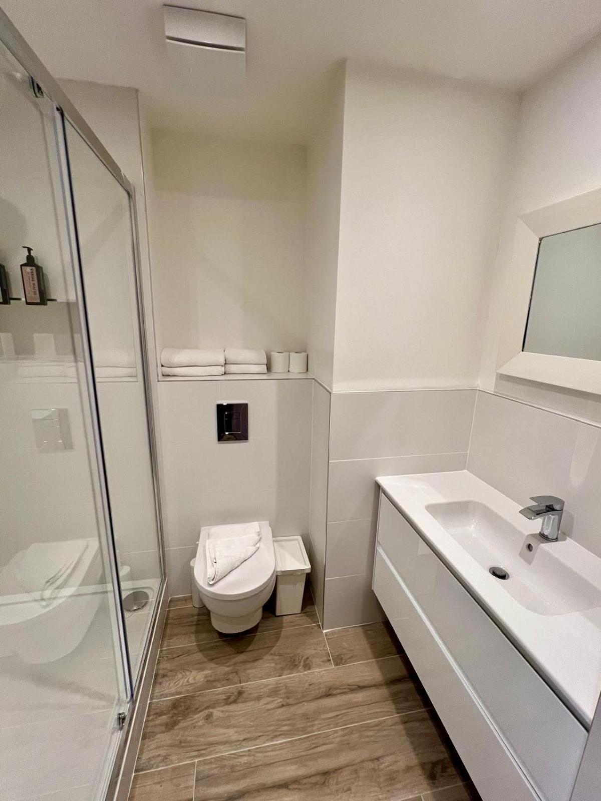 Parnell Corner Apartments Dublin Bagian luar foto